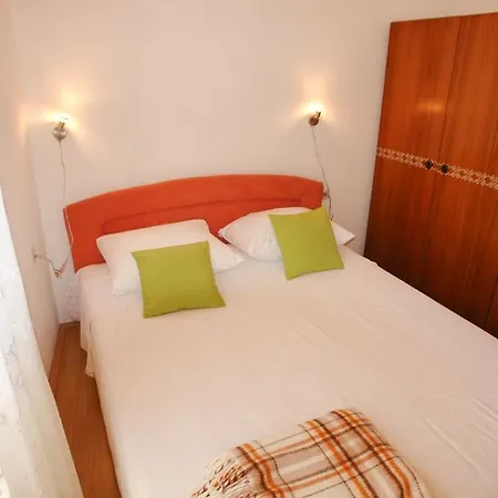 Apartment Pavo *